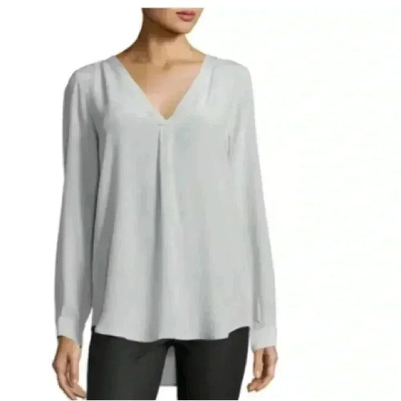 Joie Tops - Joie Daryn Long Sleeve Silk Blouse Blush color size XS